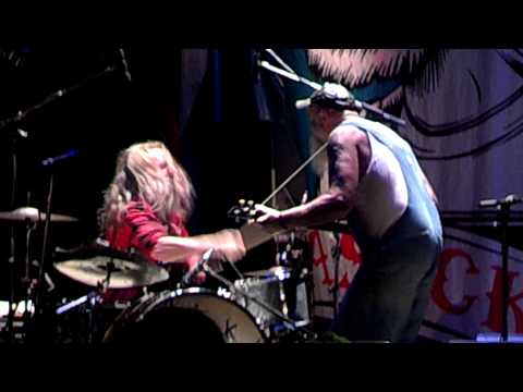 Seasick Steve - Never Go West