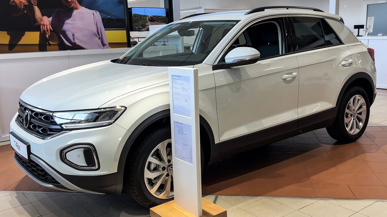 2025 VW T-Roc Life Walkaround - YouTube