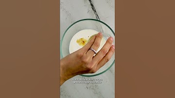 Whipped Cream Cheese Frosting