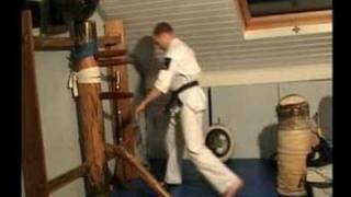 moro ashi dachi