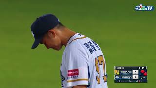 07/31 兄弟 vs Lamigo 九局上,人比球快!彭政閔靠著一壘手失誤跑上一壘,Lamigo挑戰失敗