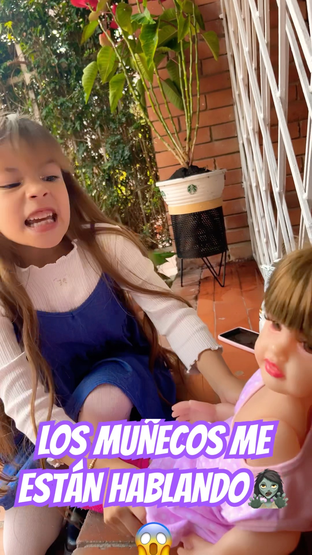 LOS MUÑECOS ME ESTÁN HABLANDO ??#humor #cosasdefamilia #comedia #shortviral