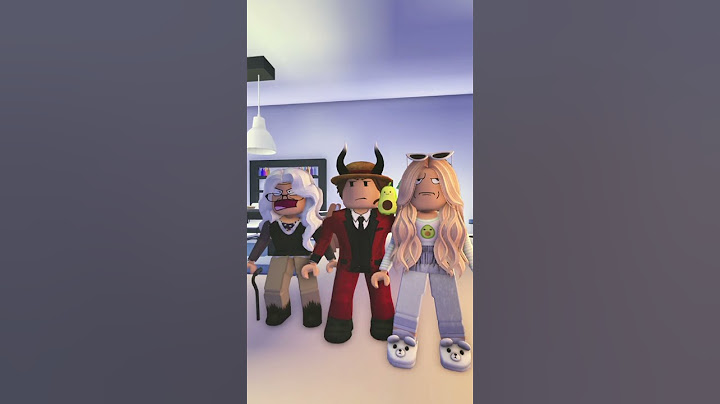 If everyone acted like the YOUNGEST SIBLING…💀💀 #adoptme #roblox #robloxshorts