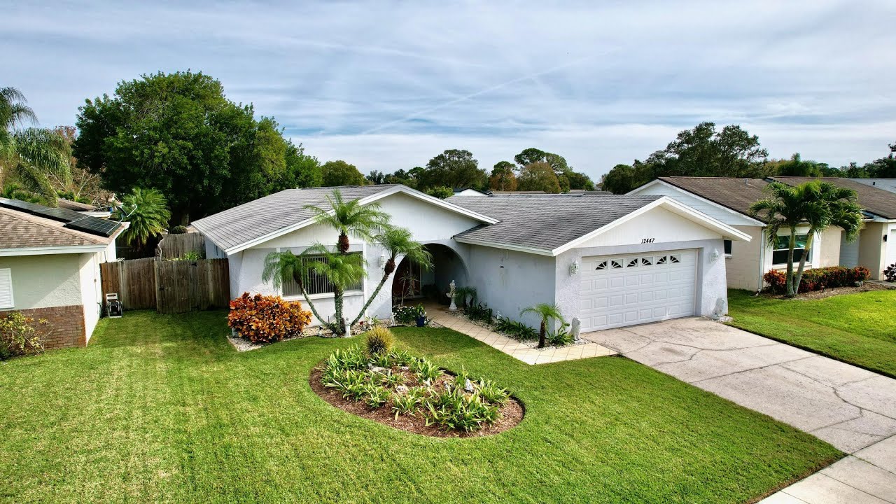 Largo, Florida Real Estate Photography - 12447 70th St, Largo, FL 33773