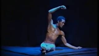 James Saunders - Eye - Tanzperformance Teil 1