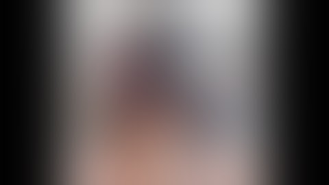 POLAROID :: MATTE BLACK FRAME VS GLOSSY BLACK FRAME