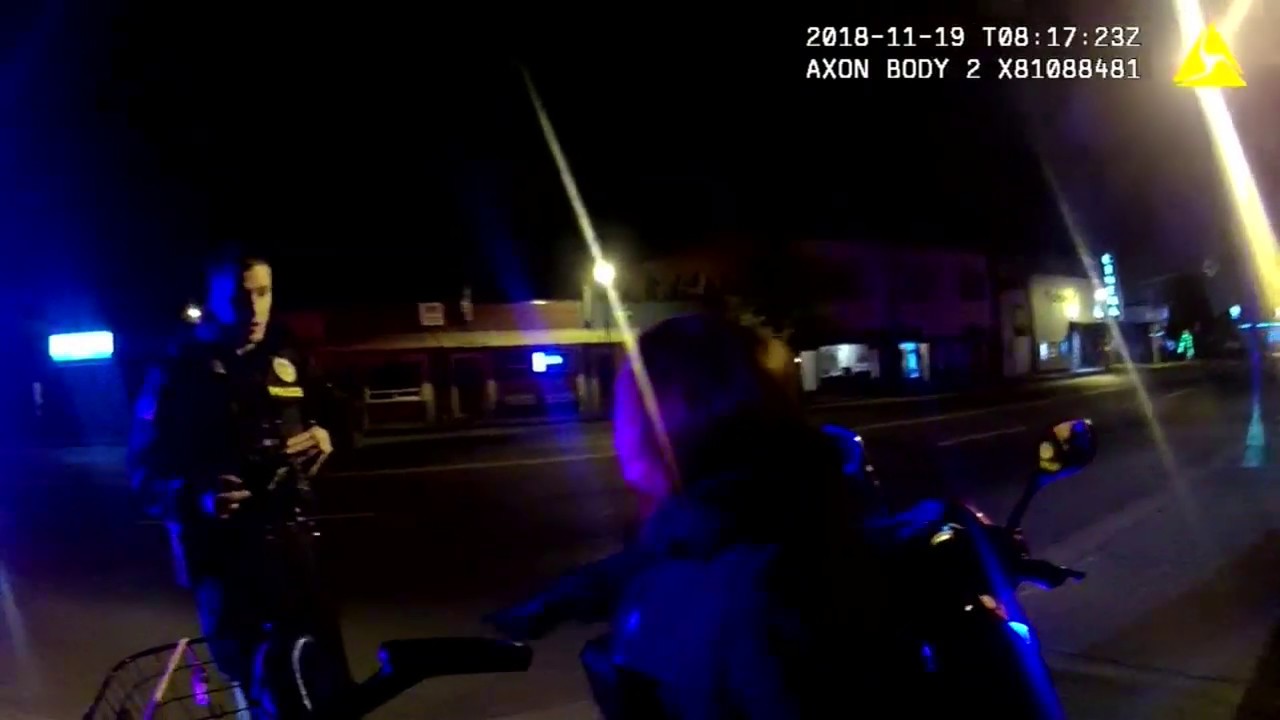 Woman on mobility scooter leads police on low-speed chase - YouTube