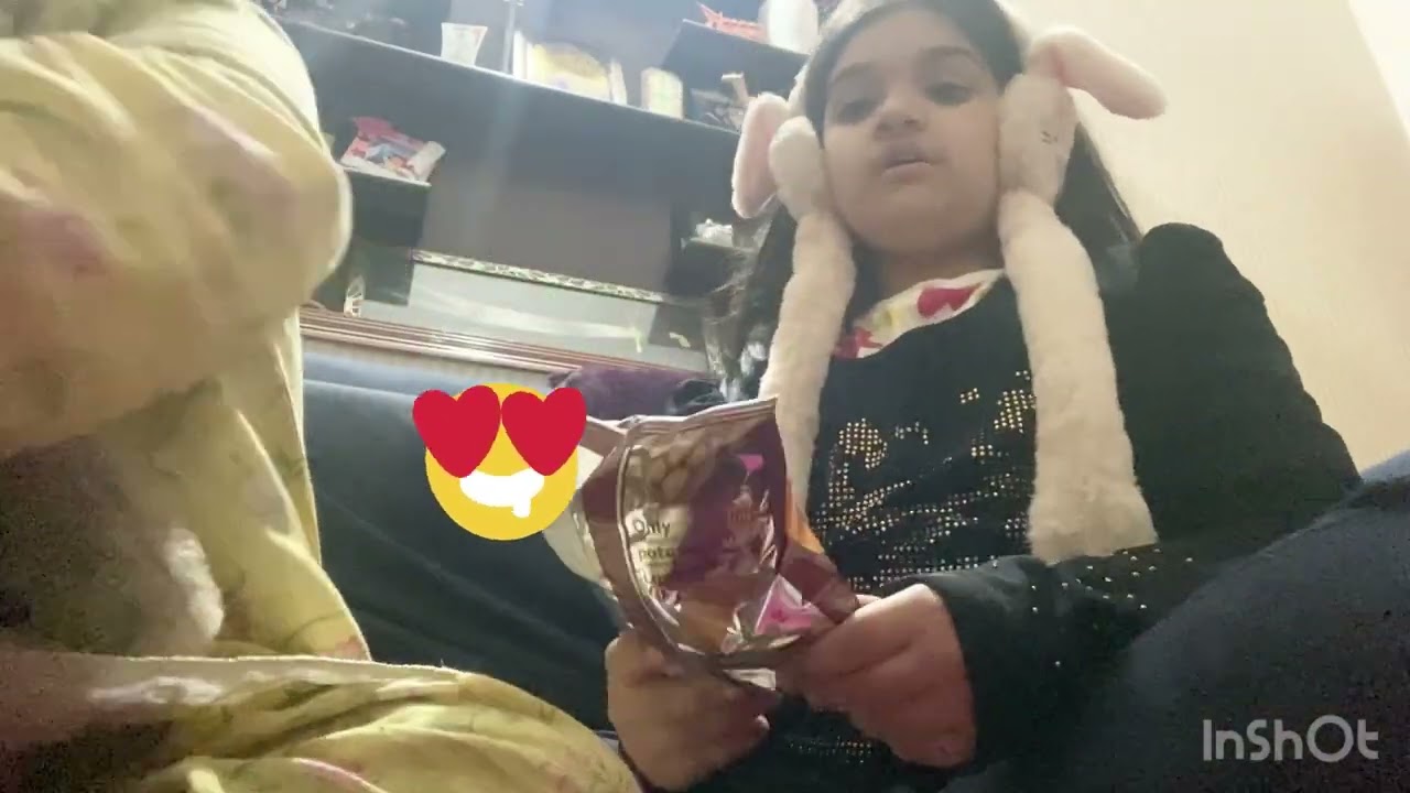 Viral Ear muff shopping from Dawood super market 