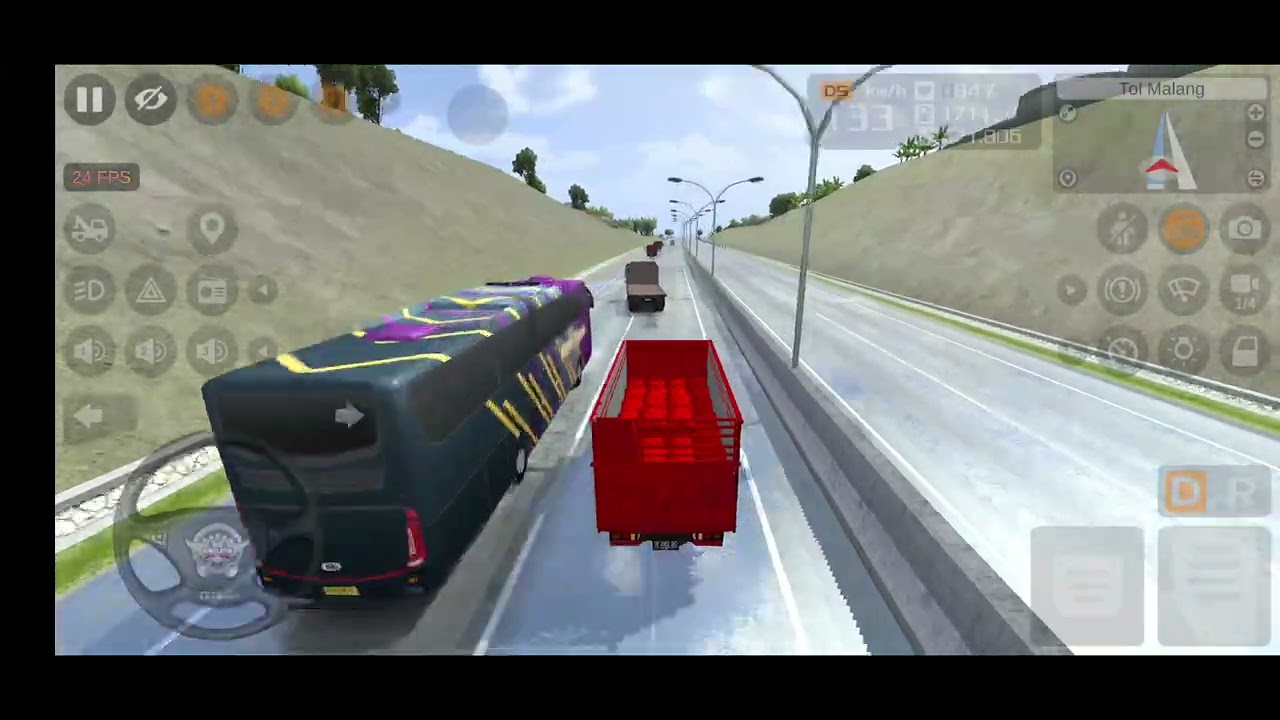 लोडिंग गाड़ी जा रही ॥ रास्ते में हुई टक्कर