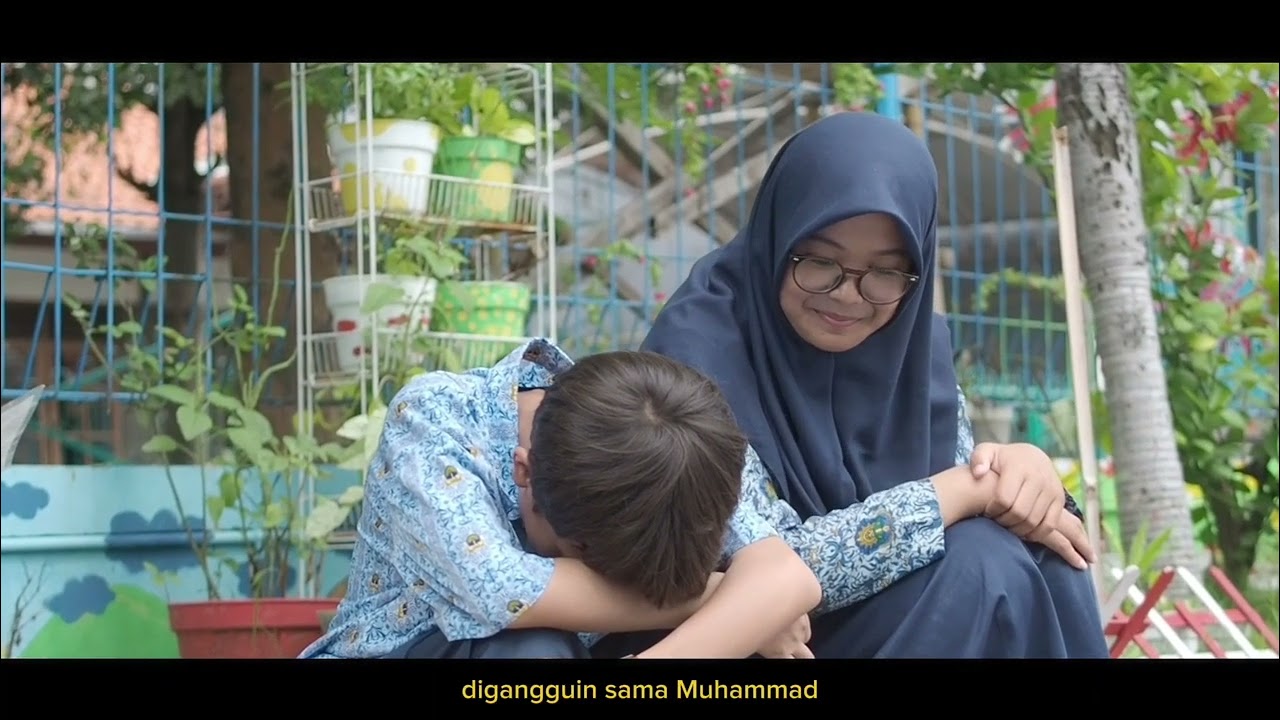 180°. Film pendek tentang hubungan sarat makna dari anak - anak spesial.  