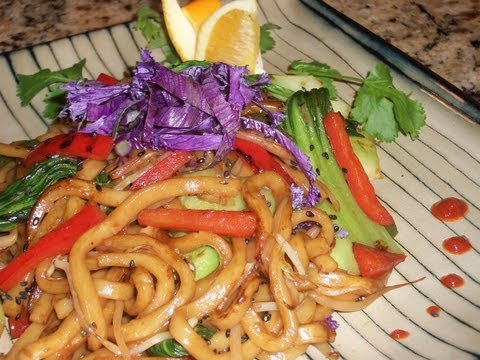 How To Make Bok Choy Vegetables Stir Fry With Yaki Udon Noodles