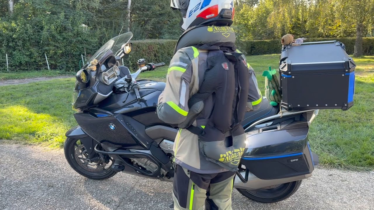 Gilet Airbag Moto sans abonnement le Meilleur Entre Sécurité et Aération