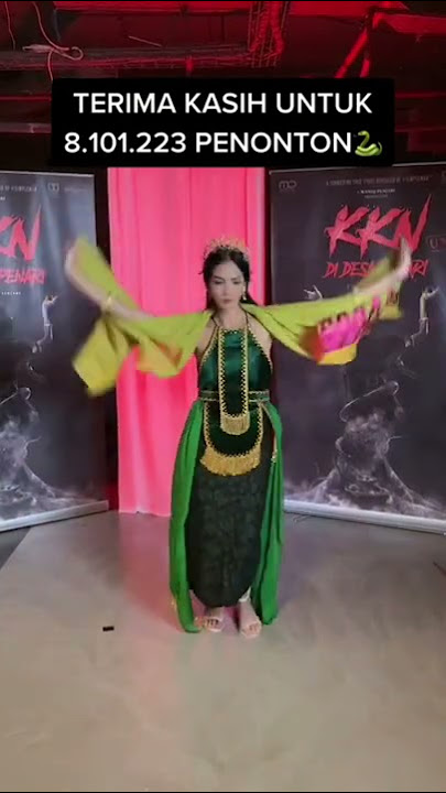 Salam dari #badarawuhi di film #kkndesapenari #shorts Aulia Sarah KKN Di Desa Penari