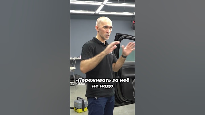 Как убрать воздух из под пленки. Chestnov.pro  #shorts #оклейкапленкой #wrapteam
