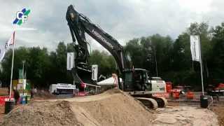 HMK 300LC @ Matexpo '15