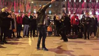 زهو ورقص جزائري في شوارع باريس على الأغنية الشاوية
Ambiance  et dance algérienne à paris sur la musi