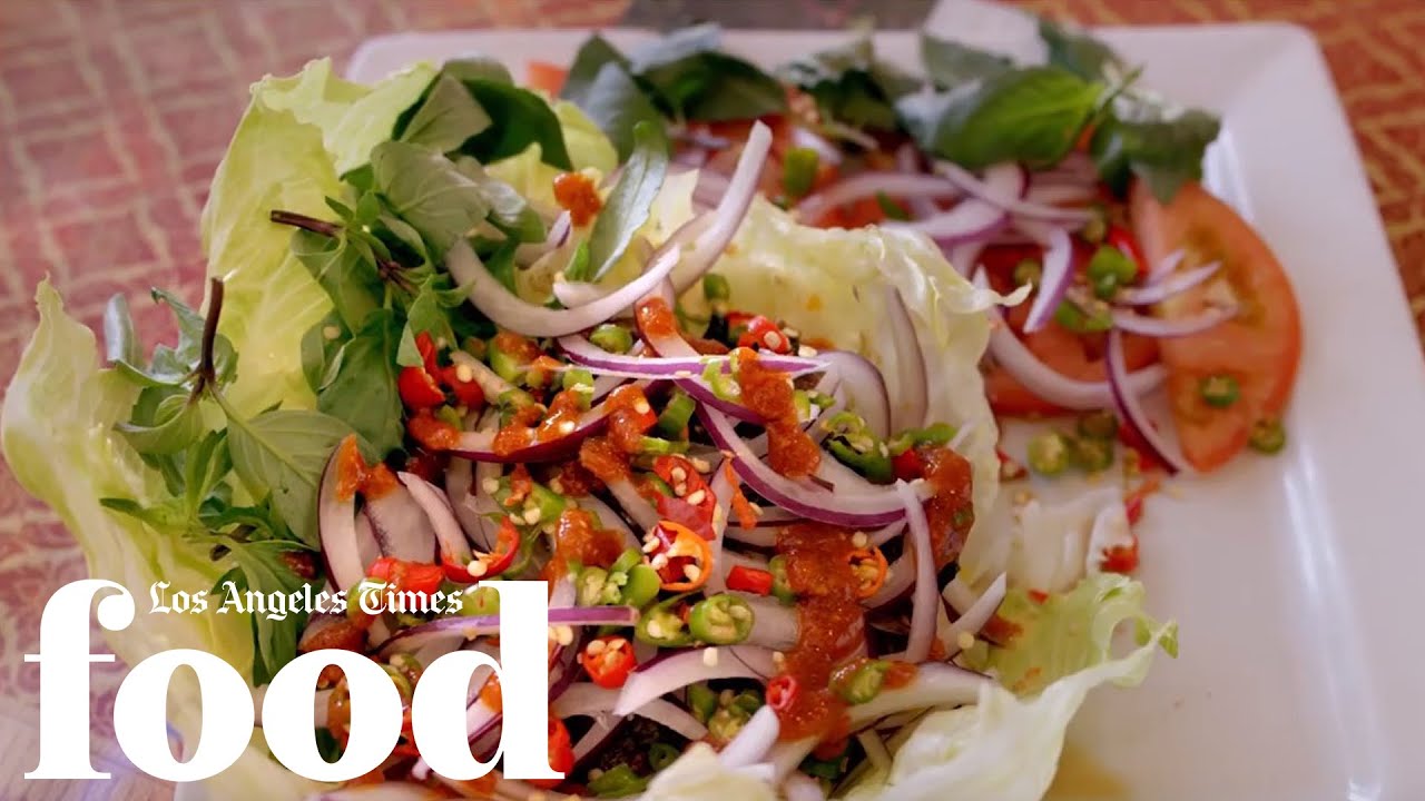 Jonathan Gold On The Super Spicy Jazz Burger At Jitlada | From the Archives