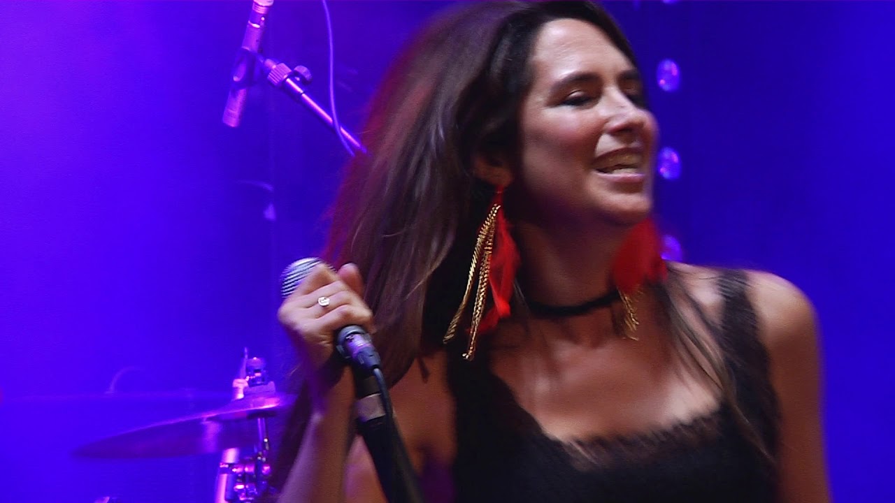 ROMY CONZEN - L'amour Triomphe (Live @ Spirit of 66)