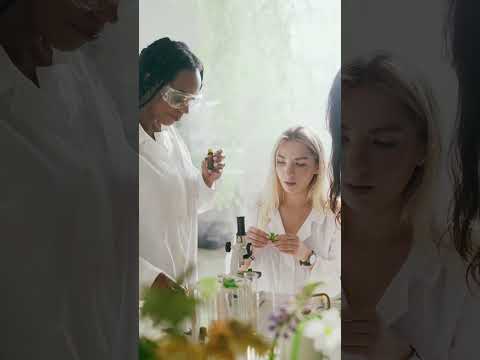 ياما جاب الغراب لأمه