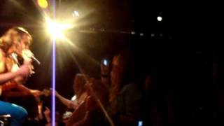 Iglu And Hartly - Out There live @Hoxton Bar And Kitchen London