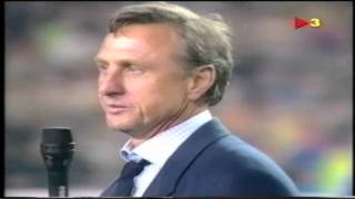 Cruyff speech at Camp Nou in tribunal match in 1999