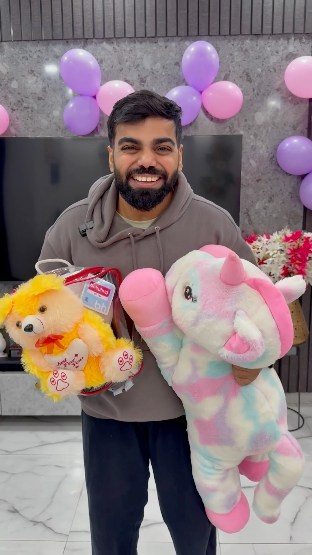 Mummy nai gaurav ko end mai ye kya dediya #shorts #youtubeshorts #gauravaroravlogs