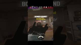 2 Gridlocks Stuck In A Door