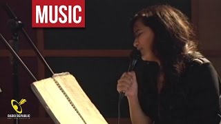 Cooky Chua - "Paano Mahalin Ang Katulad Mo" Live! chords