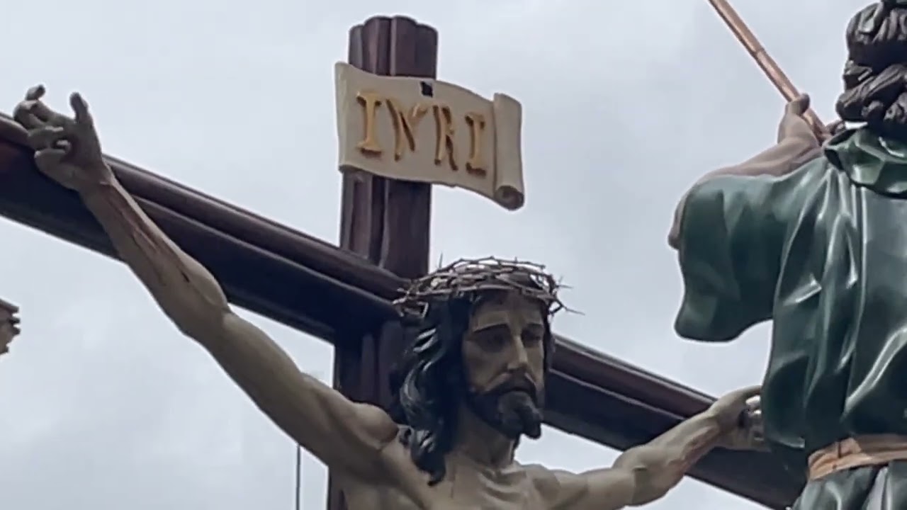 Esta es la salida de Las Siete Palabras. Así es Zaragoza