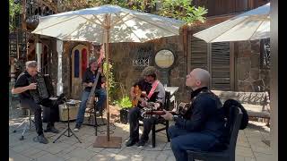 Twango / I Can’t Give You Anything But Love
I Cant Give You Anything but Love, Baby is an American popular song and jazz standard by Jimmy McHugh (music) and Dorothy Fields (lyrics).
Played here in Calistoga Ca, 8/13/23, with Twango SF.
David Newman lead guitar
Paul Kirk bass
Max Baker on rhythm guitar
Frank Petrilli accordion Twango / I Can’t Give You Anything But Love