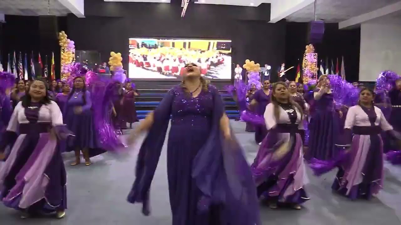 Entrada mujeres de reino