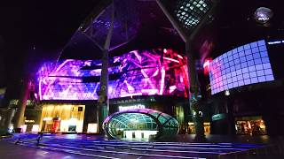 New modern look of ION Orchard Curvy Facade Screen in Singapore screenshot 5