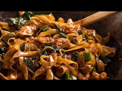 thai-drunken-noodles-(pad-kee-mao)