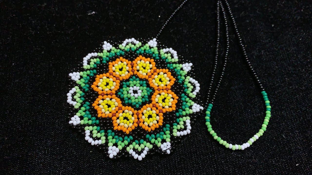 COLLAR HUICHOL MANDALA CON PEYOTE (HIKURI) PASO A PASO
