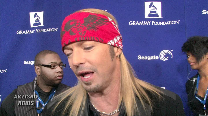 BRET MICHAELS TEAMS WITH JIMMY BUFFETT, LORETTA LY...