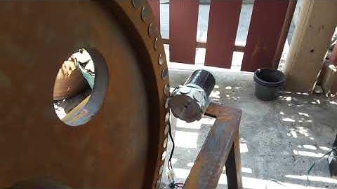 Magnatic flywheel(overunity?)