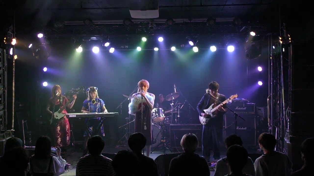 30　男子蜂 / 女王蜂