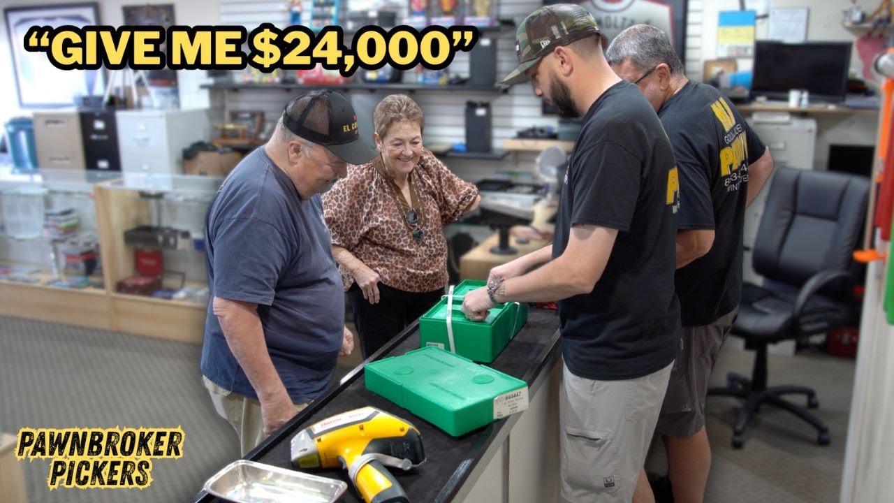 Он хотел продать мне свой огромный сундук серебра!