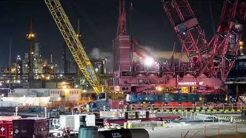 Massive cran help to replace coke drum