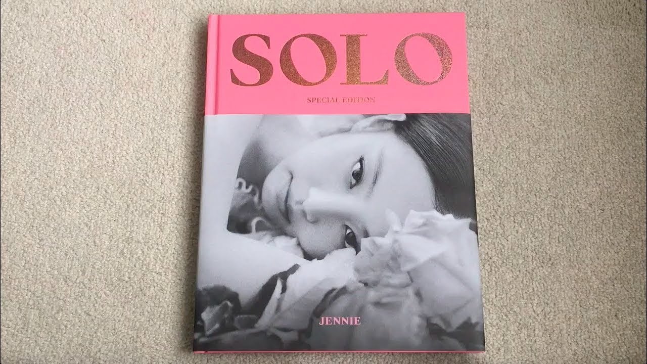 SPECIAL-　BLACKPINK　PHOTOBOOK　JENNIE　SOLO