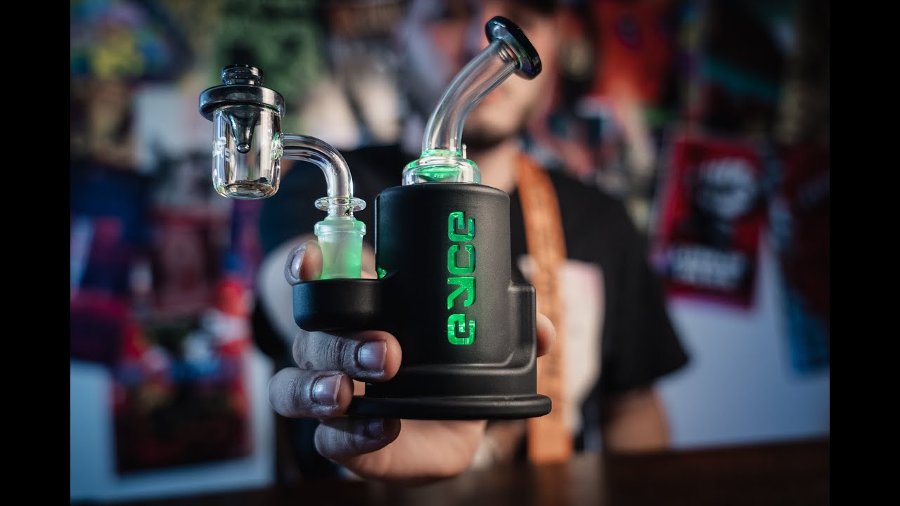 The Eyce Spark | Silicone and Glass LED Glow Rig