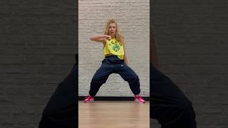 #zin121 #zumba #zumbainstructors #zumbawear #youtubeshorts #zin #shortvideo #zumbavideos