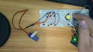 Basic Electronic Project: Push button controlled Servo Motor