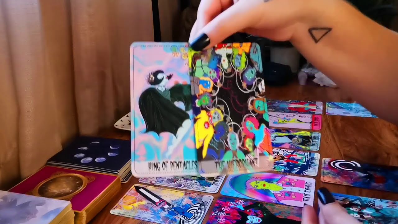 PISCES [WHO'S.STALKING.YOU?] 