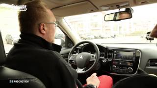 Mitsubishi Outlander 2015 - Большой тест-драйв (видеоверсия) / Big Test Drive(Впервые с обновленным Outlander 2015 Сергей Стиллавин и Рустам Вахидов познакомились на парижском автосалоне...., 2015-05-08T08:00:51.000Z)