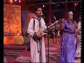 El Houssine Taouss الفنان الحسين الطاوس يتفنن في أداء أغاني شعبية بالأمازيغية بألاته العجيبة El Houssine Taouss الفنان الحسين الطاوس يتفنن في أداء أغاني شعبية بالأمازيغية بألاته العجيبة