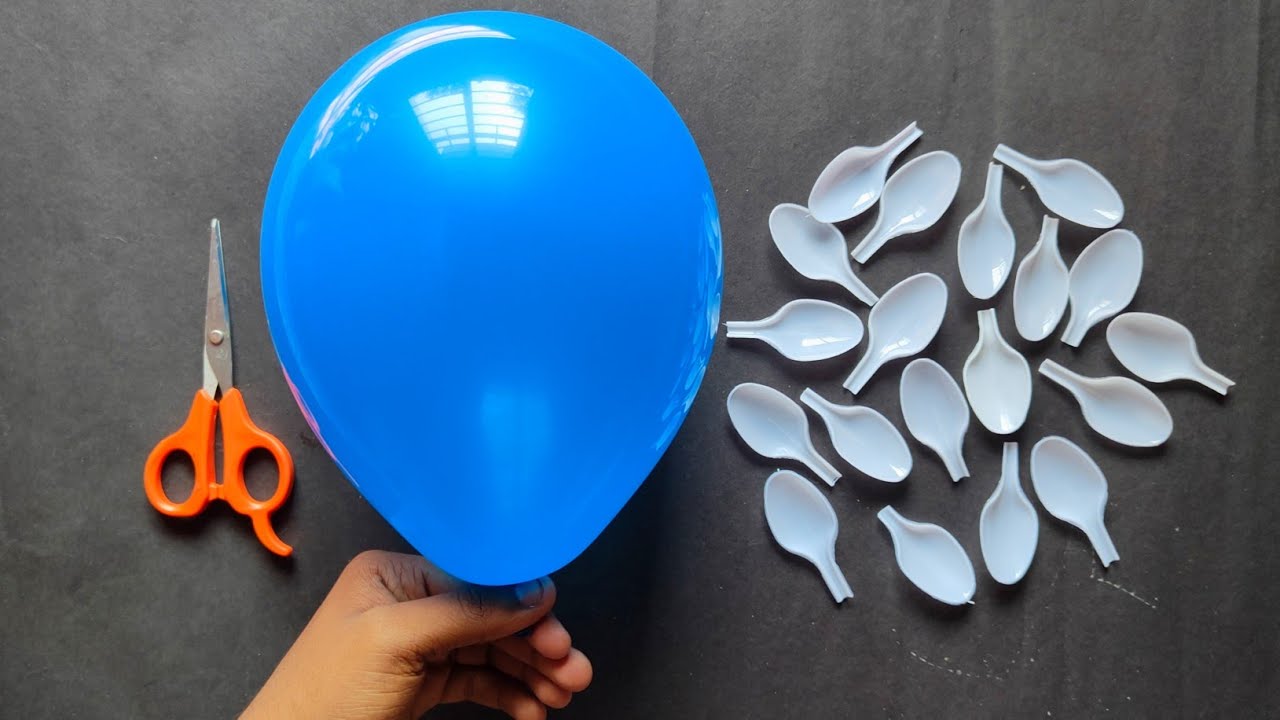 Unique Craft using Waste Balloon and Plastic Spoons | Home Decoration Ideas
