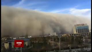 100 metre high dust storm (China) - BBC News - 26th November 2018
