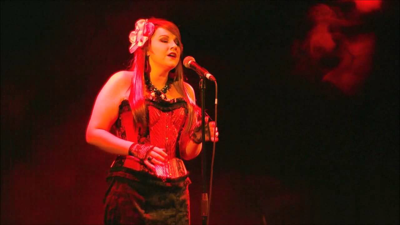 Funeral Blues Benjamin Britten performed by Suzanne Carla YouTube