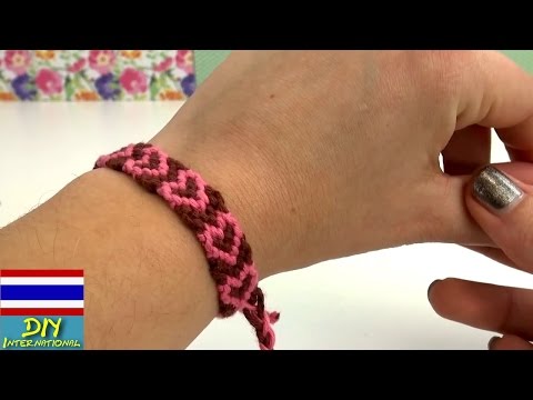 วีดีโอ: วิธีการสานสร้อยข้อมือยางรัดต่างๆ